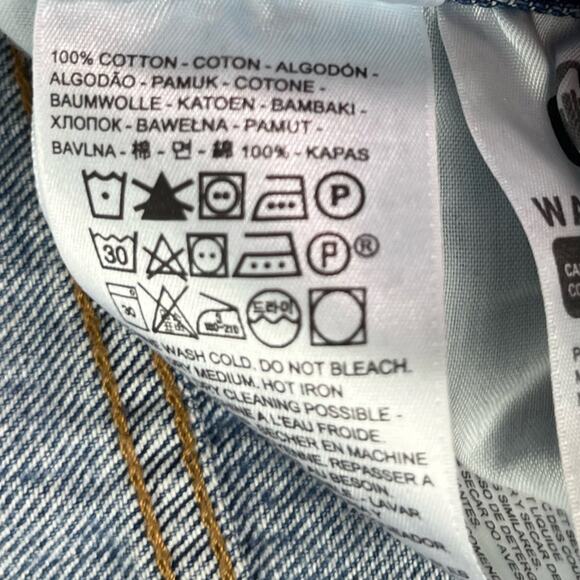 Levi's Women's Wedgie Straight Leg Medium Wash Jeans - Picture 9 of 11